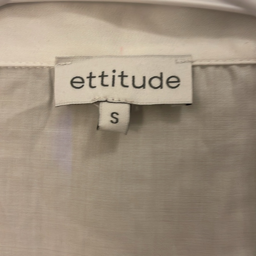 NWT ETTITUDE BAMBOO SHORT SLEEVE WHITE/BLACK - Picture 2 of 4